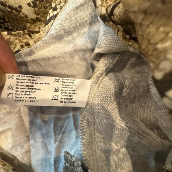 Maaji Women's Intimate Paythn Print Shirt Pajama Set Size Medium NWT - Picture 7 of 11